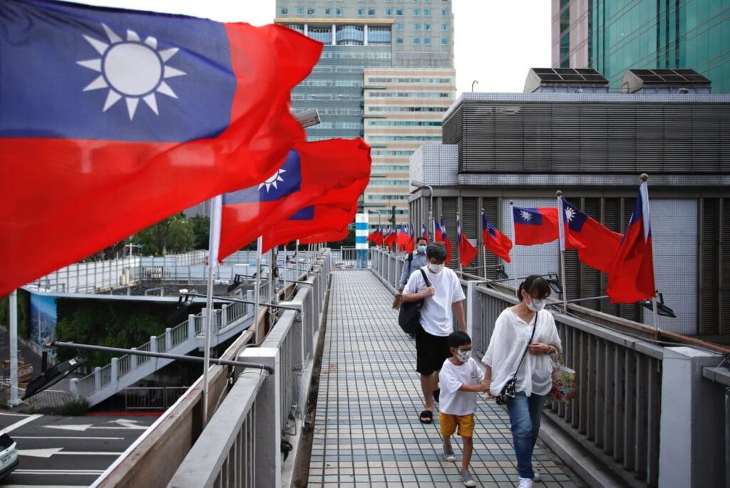 2022 10 05T000000Z 1862207784 MT1NURPHO000MRUWUZ RTRMADP 3 TAIWAN CHINA 1