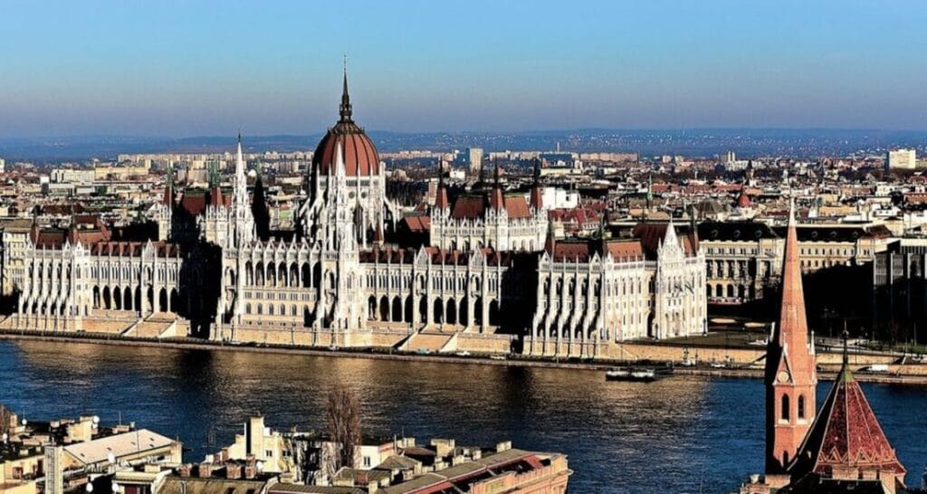 hungary 1804327 960 720 880x4701 1