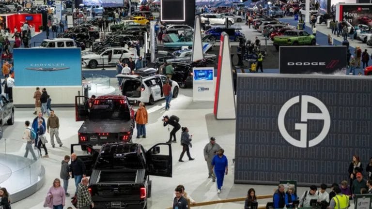 77887210007 01112025 detroit auto show p ublic day drm 0241