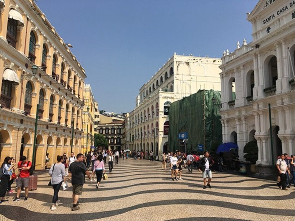 Macau Advances Key Fiscal and Labor Legislation in 2025 Budget Session Placa de Senado Macau1