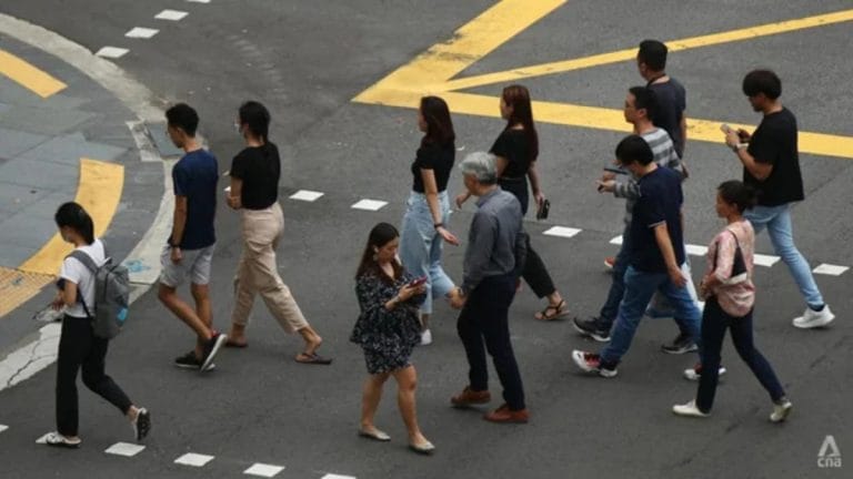 singapores population rises to historic high of 6 04 v0 cYFf1tl9CnmP0coJal7VDg46llnq5caSjmfN3zxhMVc1