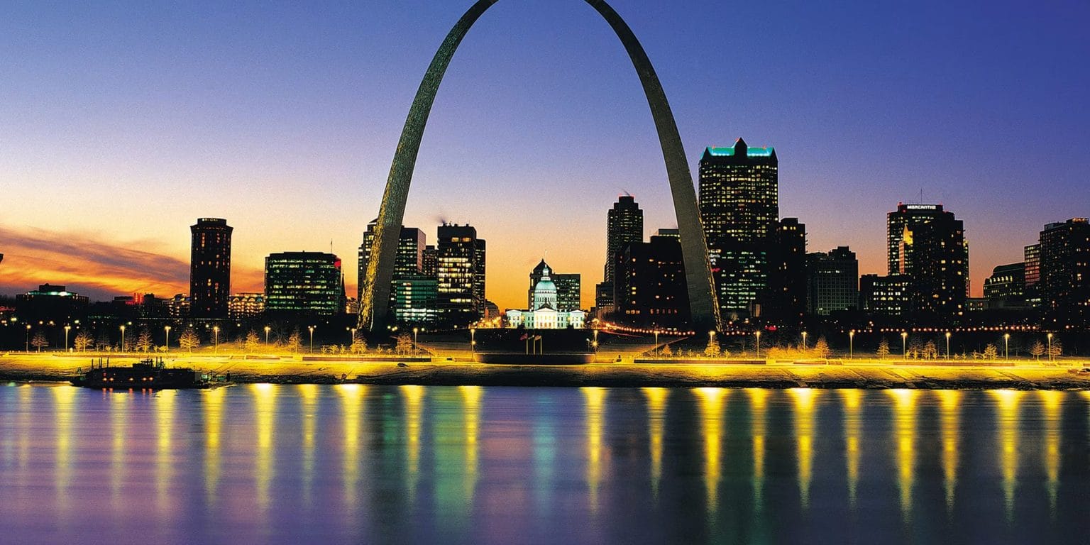 gateway arch gettyimages dv372050