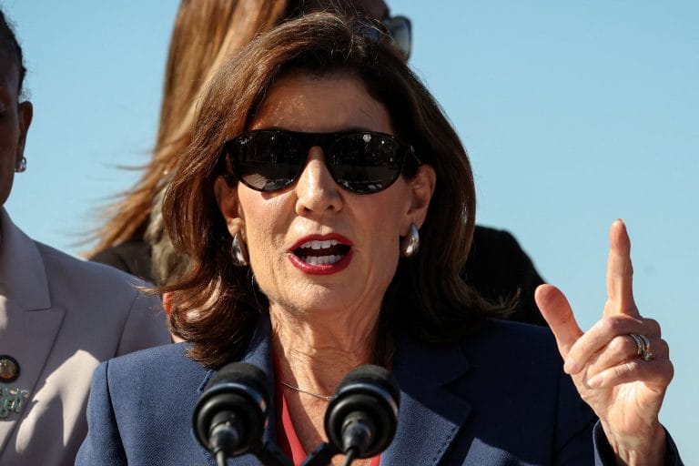 Hochul Weighs Corporate Tax Increase to Support NYC Budget and Mamdani Initiatives G3ABS3OWRBKS7NQP2VXCNVFS2E